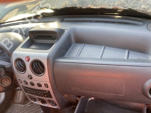 Used Dashboard Dashboard CITROËN BERLINGO / BERLINGO FIRST MPV (MF_, GJK_, GFK_) 1.6 HDI 90 (MF9HX) (90 hp) 31041357 31041357
