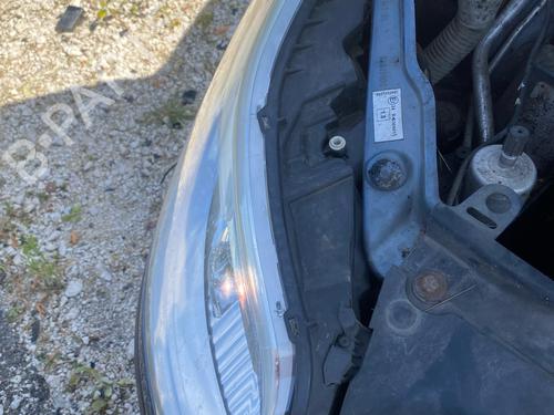 right-headlight-citroen-c4-i-lc_-2004-2005-2006-2007-2008-2009-2010-2011-2012-2013-2014-37588494 main image