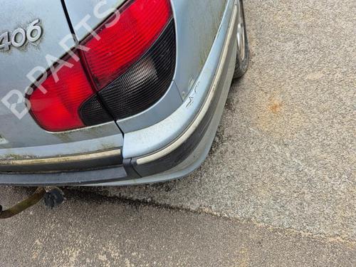 Used Right taillight Right taillight 22121727 22121727