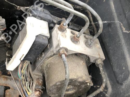 Used ABS pump SUZUKI GRAND VITARA I (FT, HT) 2.0 TD 4x4 (SQ420D) (87 hp) 22127168