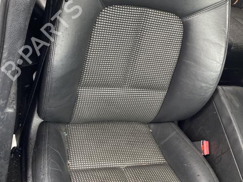 Right front seat PEUGEOT 407 (6D_) 2.0 HDi 135 (6DRHRH, 6DRHRE, 6DRHRG, 6DRHRJ) | BP29191618C16 