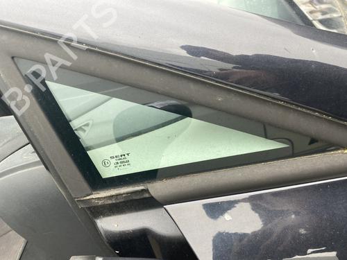 Used Front right quarter glass Front right quarter glass SEAT LEON (1P1) 1.9 TDI (105 hp) 33894586 33894586