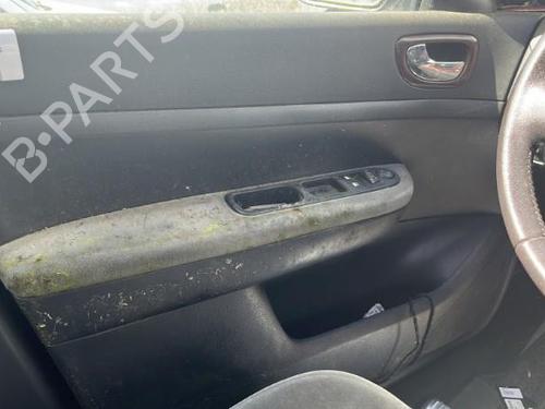Used Front right panel Front right panel 22121656 22121656
