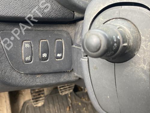 switch-renault-kangoo-express-fw01_-2008-32439540 main image