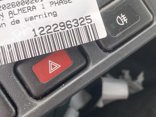 Used Warning switch NISSAN ALMERA I Hatchback (N15) 1.4 (87 hp) 32781587