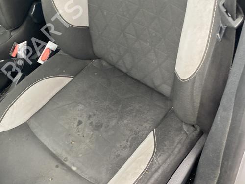 Asiento delantero izquierdo DACIA SANDERO II 1.5 dCi (90 hp) 32045235