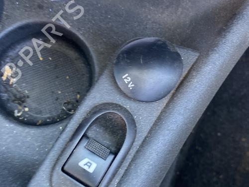 Right front window switch CITROËN C2 (JM_) 1.6 | BP24983147I26 