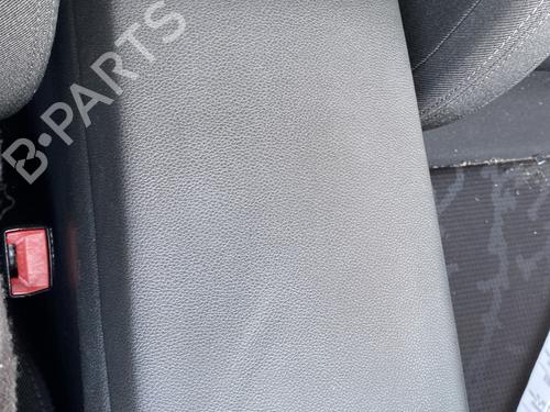 Armlæn PEUGEOT 3008 I MPV (0U_) 1.6 HDi (109 hp) 23785260