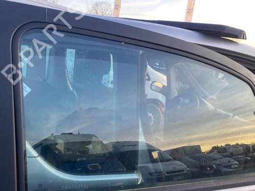 Used Front right door window PEUGEOT 1007 (KM_) 1.4 (75 hp) 21666269