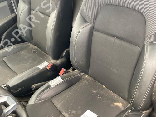 Used Left front seat Left front seat 36337536 36337536