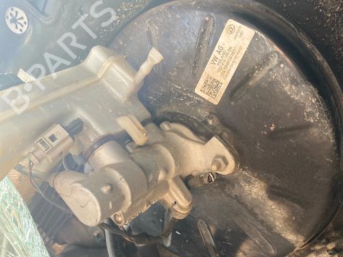 Used Brake master cylinder Brake master cylinder 37638144 37638144