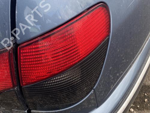 Højre baglygte PEUGEOT 406 Break (8E/F) 2.0 HDI 110 (109 hp) 28673135