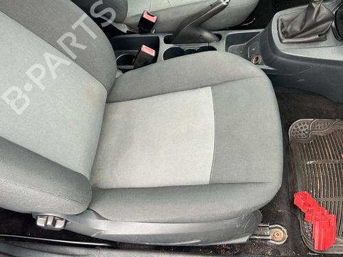 Used Right front seat FORD FIESTA VI (CB1, CCN) 1.4 TDCi (70 hp) 19913822