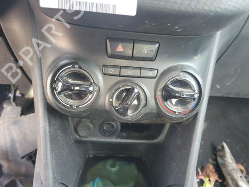 Commande Chauffage PEUGEOT 208 I (CA_, CC_) 1.6 HDi / BlueHDi 75 (75 hp) 20713061