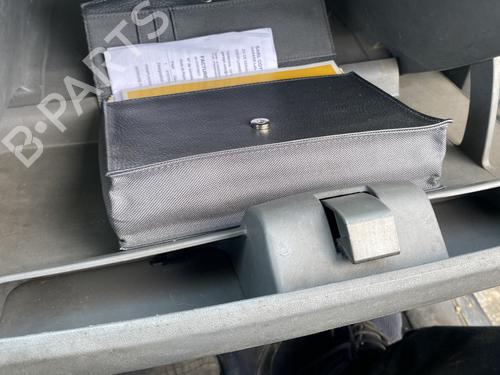 Glove box RENAULT GRAND SCÉNIC II (JM0/1_) 2.0 dCi (JM1K) | BP30183654C95