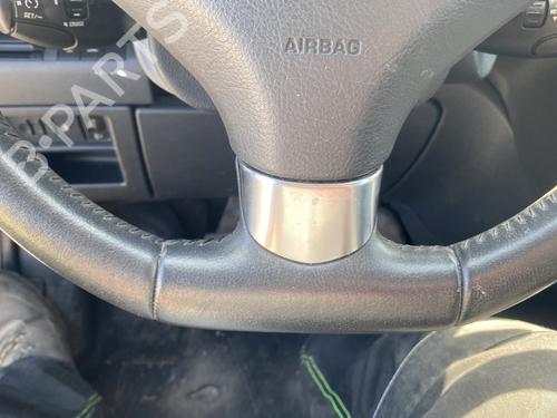 Steering wheel PEUGEOT 5008 (0U_, 0E_) 2.0 HDi 150 / BlueHDi 150 | BP26743801C49 
