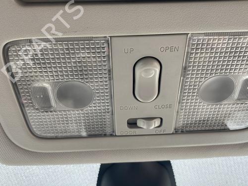 Interior roof light RENAULT KOLEOS I (HY_) 2.0 dCi 4x4 (HY0K) | BP29353694I8 - Image 3