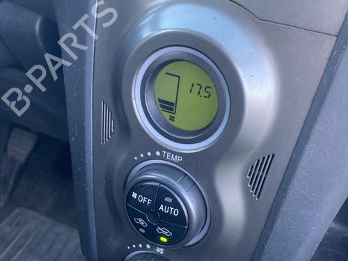 Used Climate control Climate control TOYOTA YARIS (_P9_) 1.4 D-4D (NLP90_, NLP90R) (90 hp) 33553823 33553823