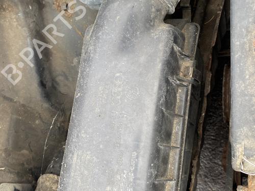 Used Air filter box VW GOLF II (19E, 1G1) 1.6 TD (60 hp) 30682989