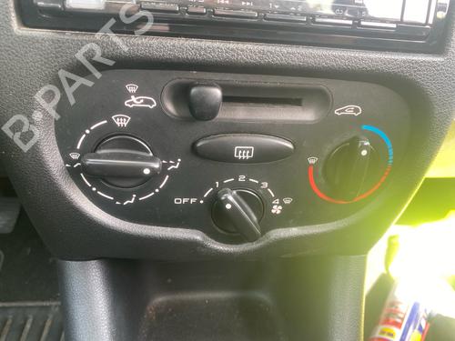 Used Climate control Climate control 38876696 38876696