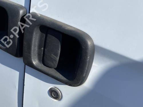 Front right exterior door handle RENAULT MASTER II Van (FD) 2.5 dCi 100 (FD0U, FD0V) | BP24983077C129 