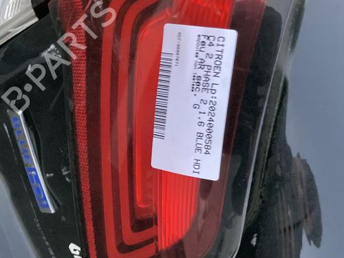 left-tailgate-light-citroen-c4-ii-nc_-16-bluehdi-120-9808624880-2009-21666357 main image