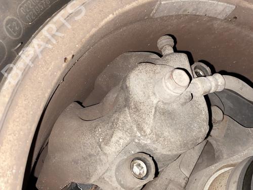 Used Right front brake caliper Right front brake caliper 30760505 30760505