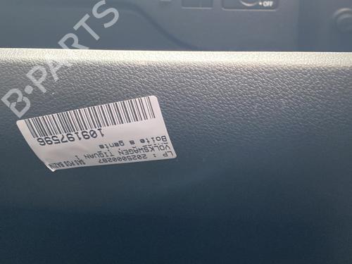 Handskerum VW TIGUAN (5N_) 1.4 TSI (160 hp) 27493942