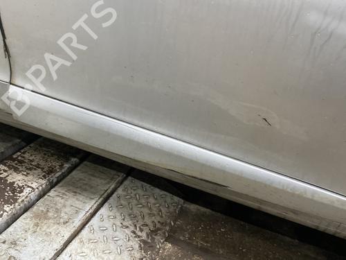 door-moulding-trim-renault-megane-iii-hatchback-bz01_-b3_-2008-31334368 main image