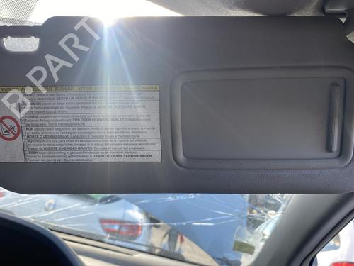 Right sun visor TOYOTA YARIS (_P9_) 1.4 D-4D (NLP90_, NLP90R) | BP29571605I2 
