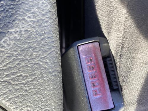 Used Seat buckle Seat buckle CITROËN C5 I (DC_) 2.0 HDi (DCRHZB, DCRHZE) (109 hp) 33725880 33725880
