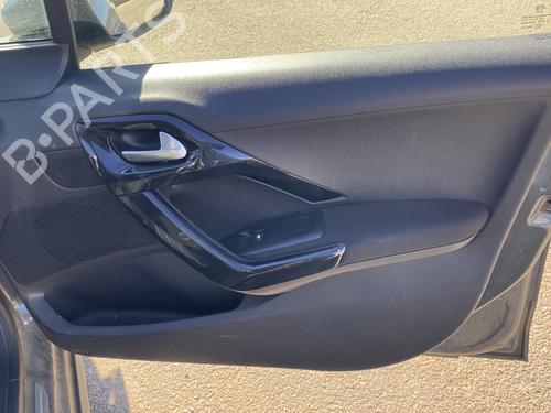 Used Front right panel PEUGEOT 208 I (CA_, CC_) 1.6 HDi / BlueHDi 75 (75 hp) 28974290