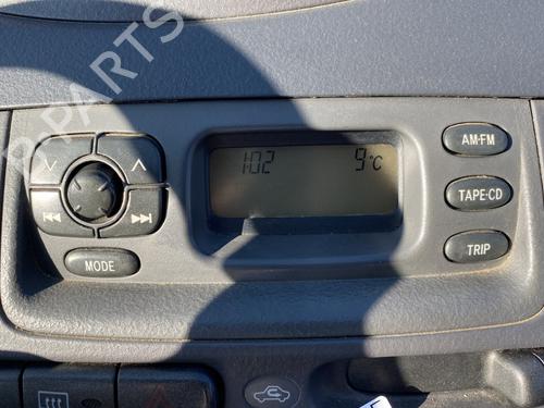 Used Radio Radio TOYOTA YARIS (_P1_) 1.4 D-4D (NLP10_, NLP10R) (75 hp) 33553362 33553362