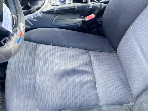 Left front seat BMW 1 (E87) 118 d | BP28582977C15 - Image 2