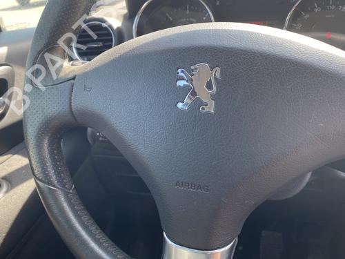 Driver airbag PEUGEOT 5008 (0U_, 0E_) 2.0 HDi 150 / BlueHDi 150 | BP26743776C9 