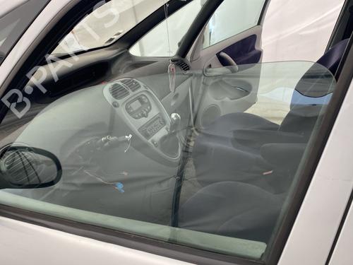 front-left-door-window-citroen-xsara-picasso-n68-1999-2000-2001-2002-2003-2004-2005-2006-2007-2008-2009-2010-2011-2012-32030827 main image