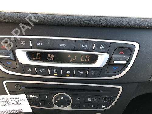 Commande Chauffage RENAULT MEGANE III Hatchback (BZ0/1_, B3_) 1.9 dCi (BZ0N, BZ0J) (131 hp) 22127556