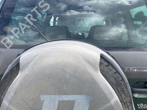 Used Rear center light Rear center light NISSAN TERRANO II (R20) 2.7 TDi 4WD (125 hp) 26154885 26154885