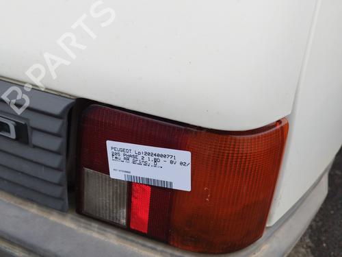 Used Right taillight PEUGEOT 205 II (20A/C) 1.7 Diesel (60 hp) 21836152