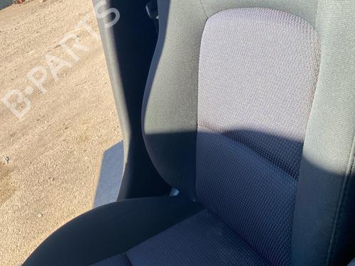 Right front seat MAZDA 3 (BK) 2.0 MZR-CD (BK14) | BP39426586C16 - Image 2