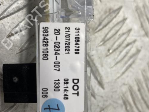 third-brake-light-citroen-c4-iii-ba_-bb_-bc_-2020-30395895 main image