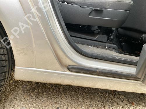right-rear-fenders-opel-meriva-a-mpv-x03-2003-2004-2005-2006-2007-2008-2009-2010-39729927 main image