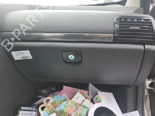 Used Glove box PEUGEOT 407 (6D_) 2.0 HDi (6DRHRH) (140 hp) 23785464