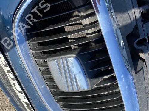 Used Grille SEAT ALTEA (5P1) 1.6 (102 hp) 28681611