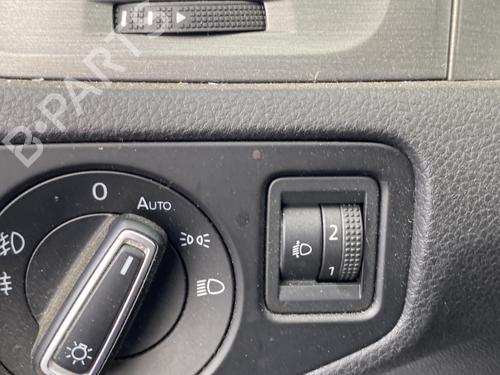 Commande de phare VW GOLF VII (5G1, BQ1, BE1, BE2) 2.0 TDI (150 hp) 25759637