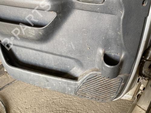Front left panel CITROËN JUMPY I Van (BS_, BT_, BY_, BZ_) 2.0 HDi 95 00009009E1