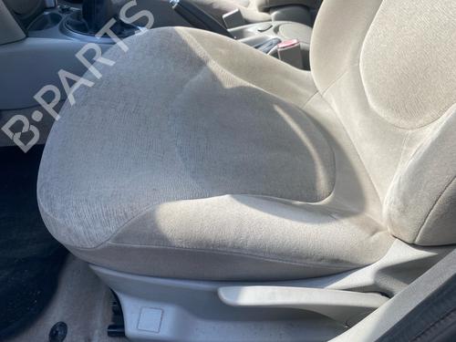 Left front seat CITROËN C5 II (RC_) 1.6 HDi (RC8HZB) | BP38034238C15 - Image 2