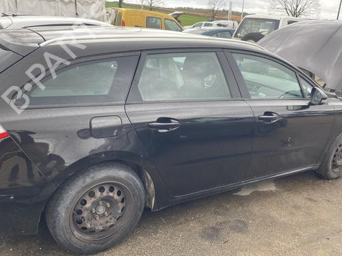 Used Front bumper reinforcement Front bumper reinforcement 33701596 33701596