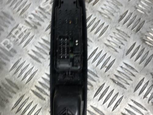Left front window switch CITROËN DS3 (SA_) 1.6 HDi 90 | BP22123076I27 - Image 3