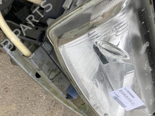 Right headlight RENAULT ESPACE III (JE0_) 2.2 dCi (JE0K) | BP25270476C29 